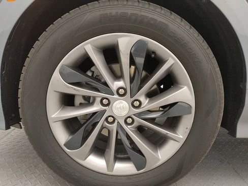 Used 2021 Buick Encore GX Select w/ Sport Touring Package image 31