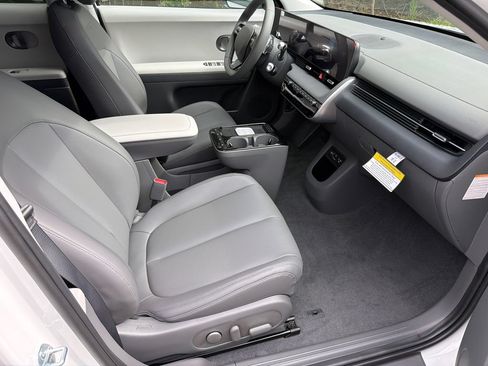 New 2026 Hyundai Ioniq 5 SEL RWD image 14