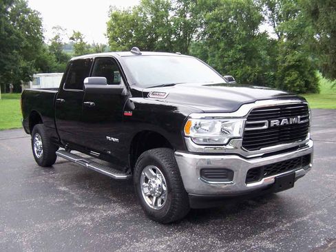 Used 2021 RAM 2500 Big Horn image 3