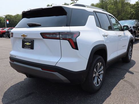 New 2027 Chevrolet Equinox LT w/ Convenience Package II AWD/4WD image 32
