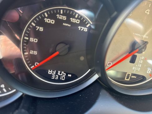 Used 2018 Porsche Cayenne S image 6