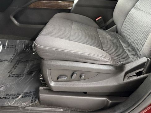 Used 2017 Chevrolet Suburban LS AWD/4WD image 13