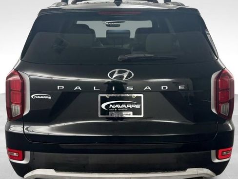 Used 2021 Hyundai Palisade SEL w/ Premium Package FWD image 9