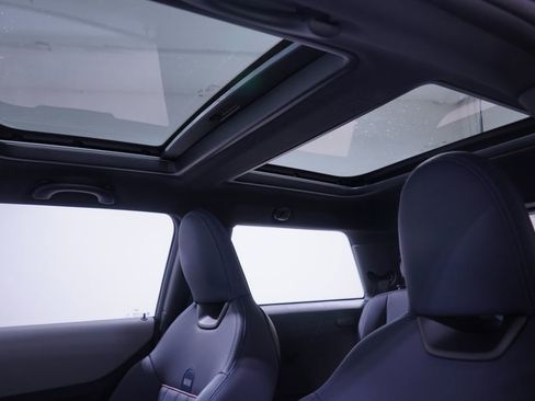 Used 2025 MINI Cooper S image 8