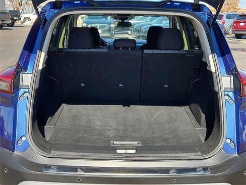 Used 2023 Nissan Rogue SV image 10