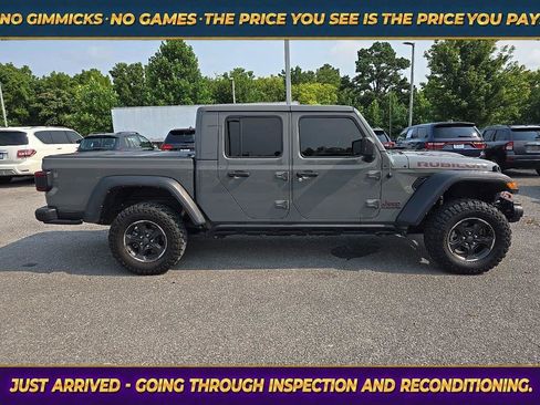 Used 2022 Jeep Gladiator Rubicon w/ LED Lighting Group AWD/4WD image 8