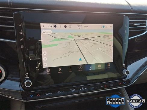 Certified 2022 Jeep Wagoneer Series III w/ Premium Group I image 17