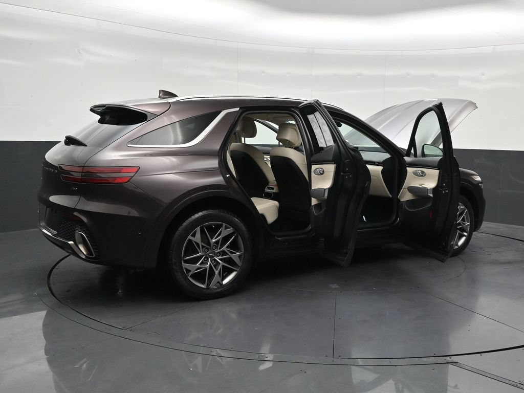 Used 2022 Genesis GV70 2.5T w/ Advanced Package AWD/4WD image 31