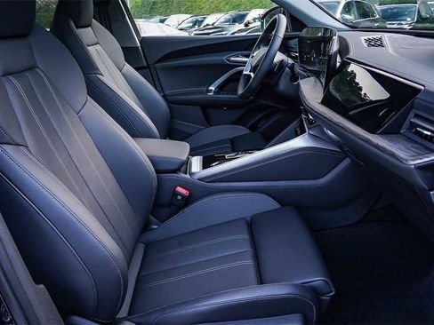New 2025 Audi Q5 Premium Plus image 19