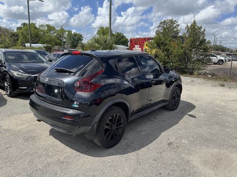 Used 2014 Nissan Juke SV image 5