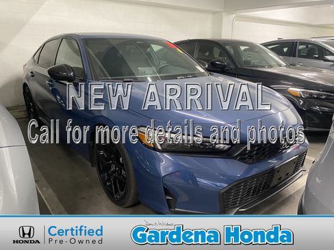 Used 2025 Honda Civic Sport image 1