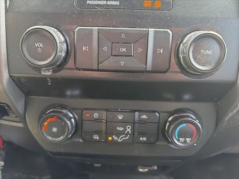 Used 2019 Ford F250 XL w/ STX Appearance Package image 33