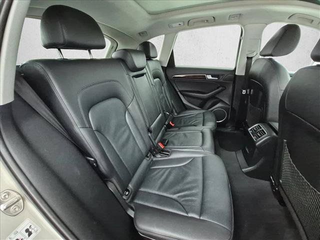 Used 2017 Audi Q5 2.0T Premium Plus w/ Technology Package AWD/4WD image 24