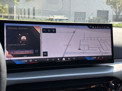 Used 2025 BMW 230i Coupe w/ Premium Package image 27