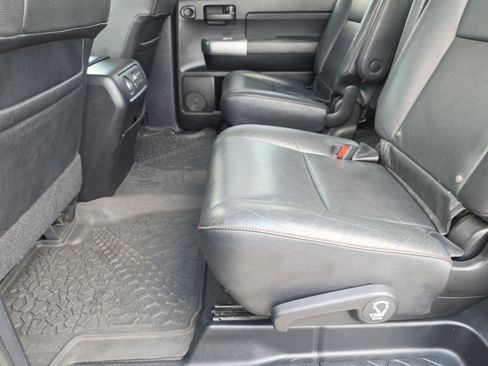 Used 2020 Toyota Sequoia TRD Pro AWD/4WD image 10