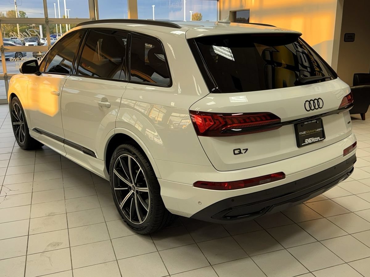 Used 2022 Audi Q7 3.0T Prestige AWD/4WD image 2
