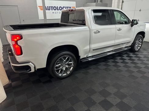 Used 2024 Chevrolet Silverado 1500 High Country w/ Technology Package AWD/4WD image 10