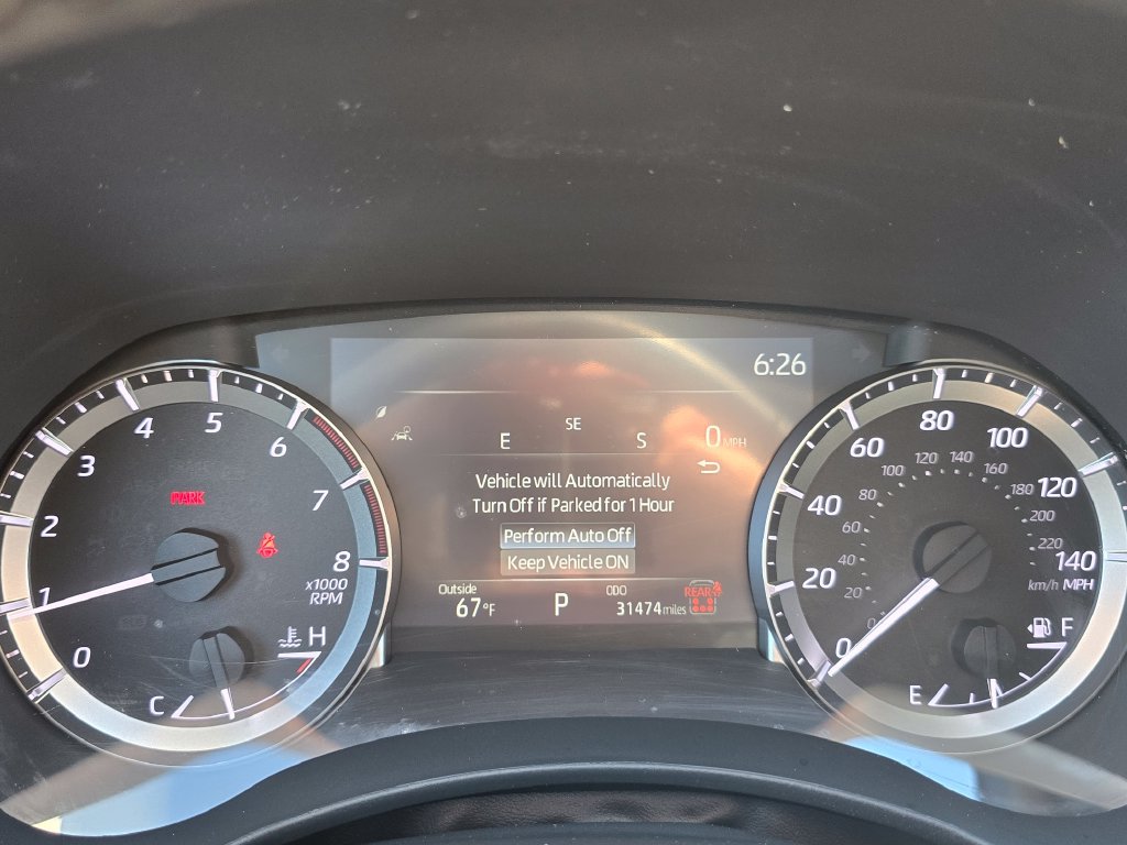 Used 2024 Toyota Highlander XLE AWD/4WD image 28