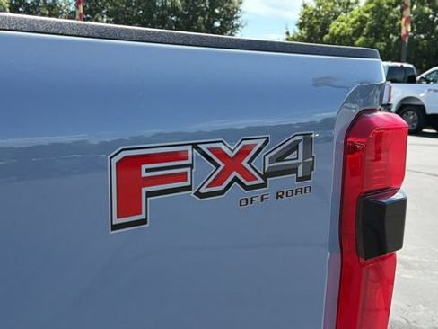 New 2026 Ford F250 Lariat w/ FX4 Off-Road Package AWD/4WD image 14