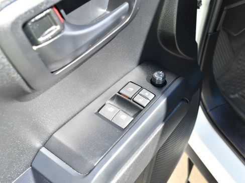 Used 2023 Toyota Tacoma SR RWD image 12