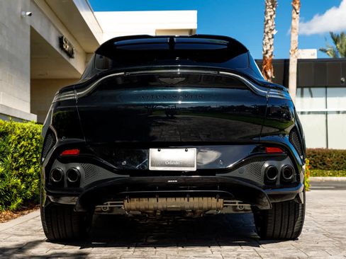 Used 2025 Aston Martin DBX 707 image 25