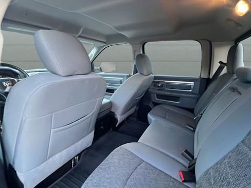 Used 2018 RAM 2500 Big Horn image 39