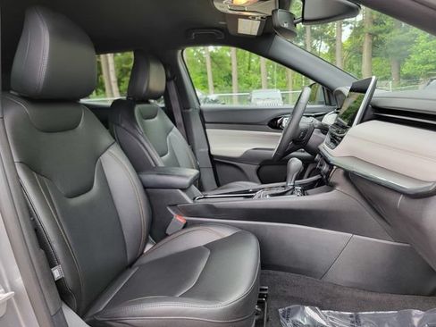 Certified 2024 Jeep Compass Limited AWD/4WD image 24