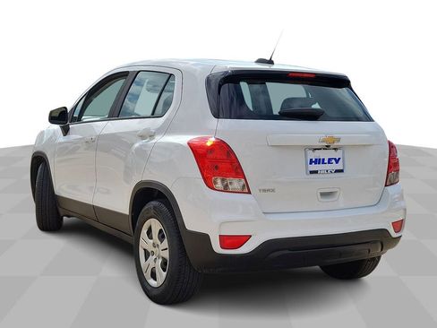 Used 2017 Chevrolet Trax LS w/ LPO, Cargo Package image 6