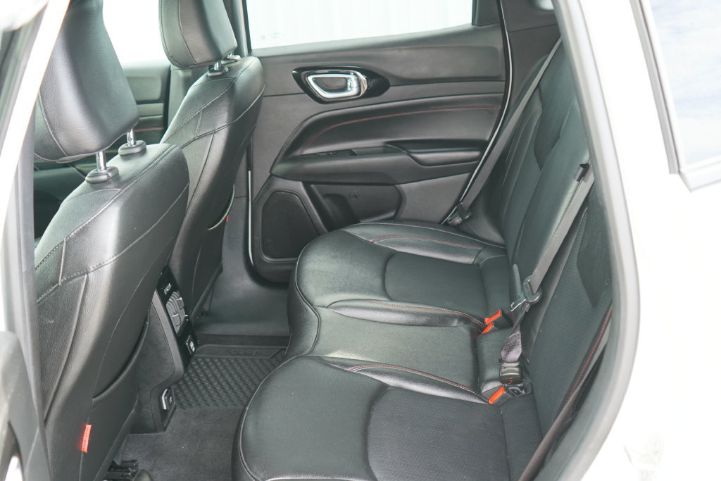 Used 2024 Jeep Compass Trailhawk AWD/4WD image 25