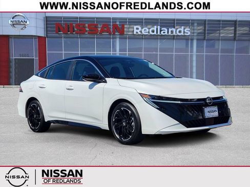 New 2026 Nissan Sentra SR w/ Floor Mat Package FWD image 1