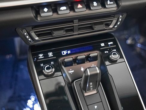 Used 2021 Porsche 911 Turbo S image 21