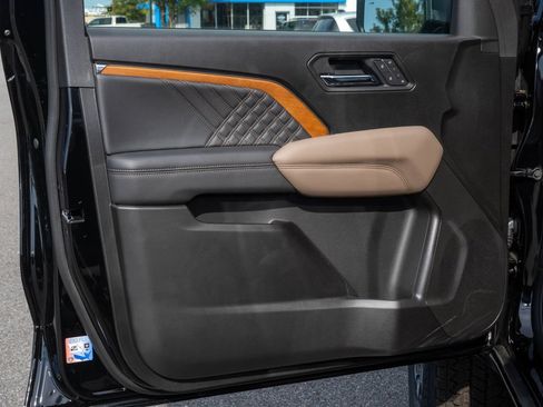 New 2026 GMC Canyon Denali AWD/4WD image 10