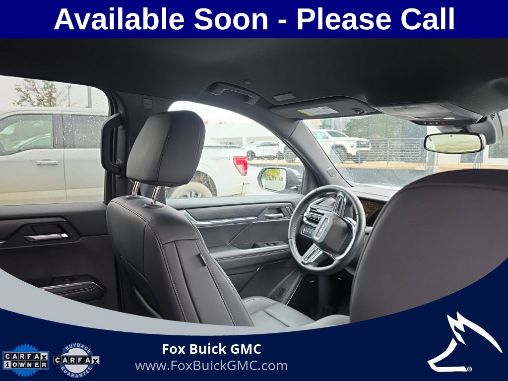 Used 2025 GMC Acadia Elevation w/ Elevation Premium Package AWD/4WD image 6