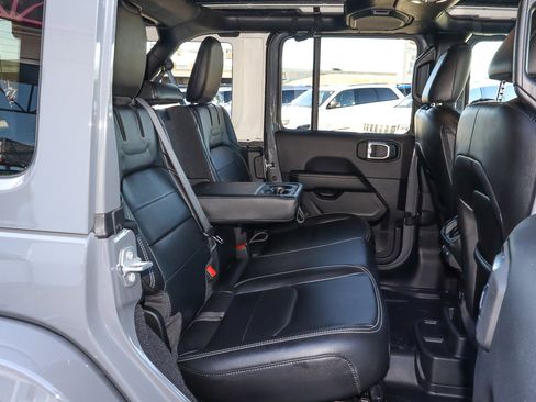 Used 2021 Jeep Wrangler Unlimited Sahara w/ Safety Group image 27