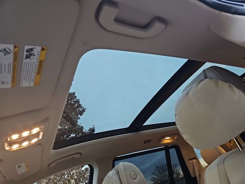 New 2026 Mercedes-Benz GLS 450 4MATIC image 32
