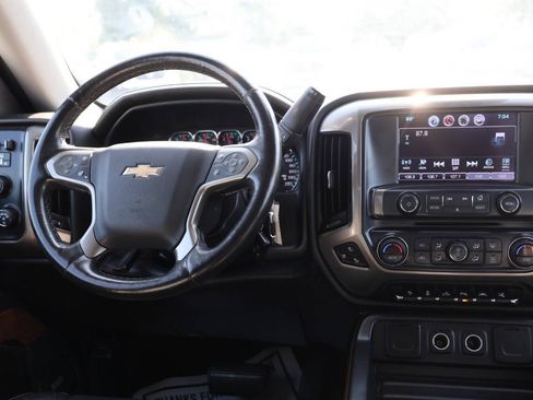 Used 2017 Chevrolet Silverado 1500 High Country AWD/4WD image 23