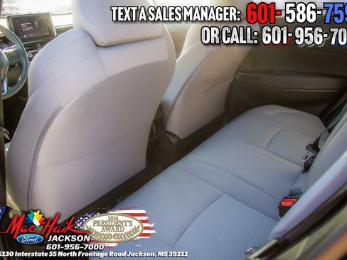 Used 2025 Toyota Corolla Cross AWD Hybrid image 9