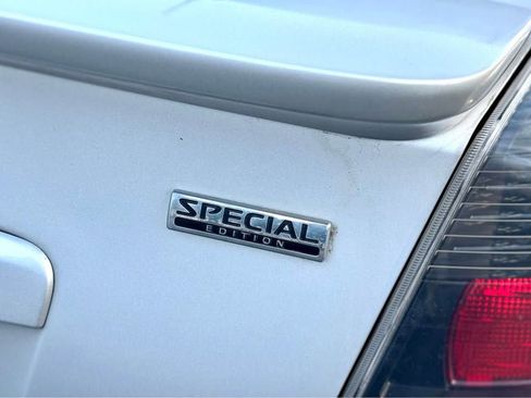 Used 2012 Nissan Sentra 2.0 SR w/ Special Edition Pkg image 3