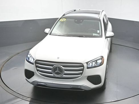 Used 2026 Mercedes-Benz GLS 450 4MATIC image 46