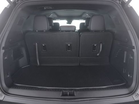 Used 2026 Chevrolet Traverse Z71 w/ LPO, Floor Liner Package AWD/4WD image 29