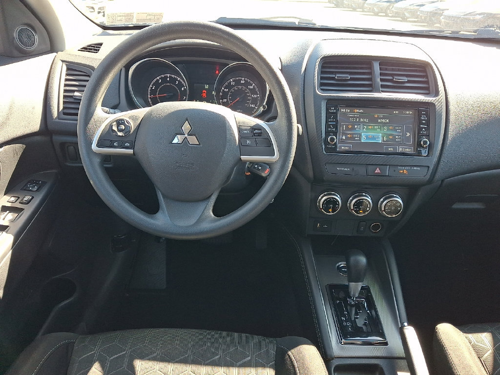 Used 2024 Mitsubishi Outlander Sport ES AWD/4WD image 11