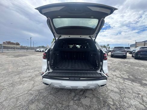 Used 2025 BMW X5 xDrive40i AWD/4WD image 19