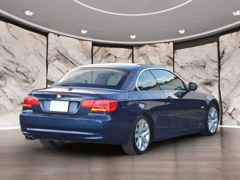 Used 2013 BMW 328i Convertible RWD image 18