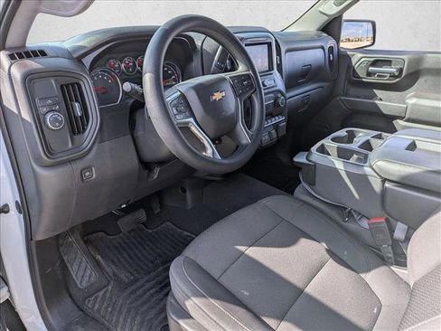 Used 2021 Chevrolet Silverado 1500 Custom w/ Safety Confidence Package image 9