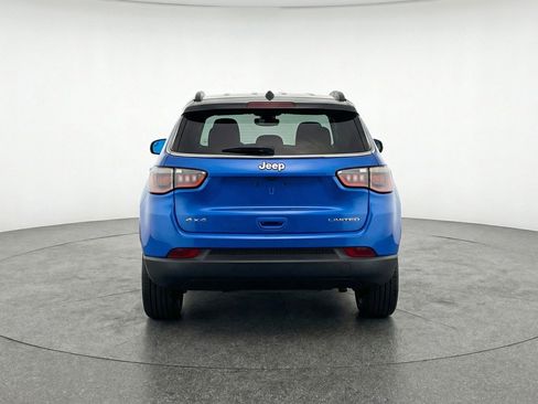 Used 2025 Jeep Compass Limited image 7