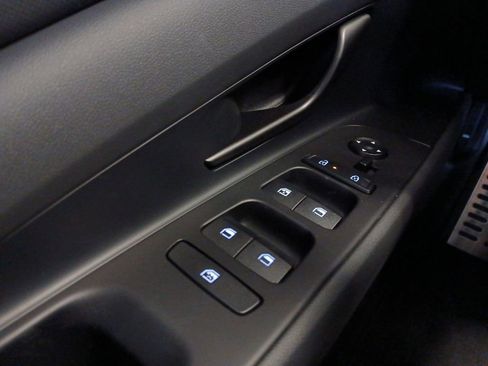 New 2026 Hyundai Elantra Sport FWD image 17