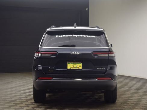 Used 2023 Jeep Grand Cherokee L Limited w/ Luxury Tech Group II image 6