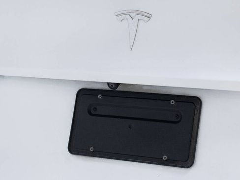 Used 2020 Tesla Model Y Long Range image 13