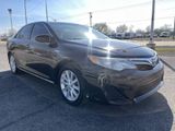 Used 2014 Toyota Camry XLE w/ Leather Package image 3