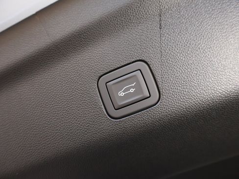 New 2026 Chevrolet Tahoe High Country image 31